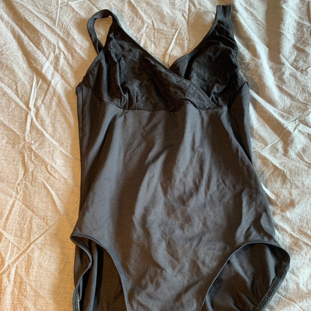 Ainslie Wear XL Black Decorative Women's Leotard